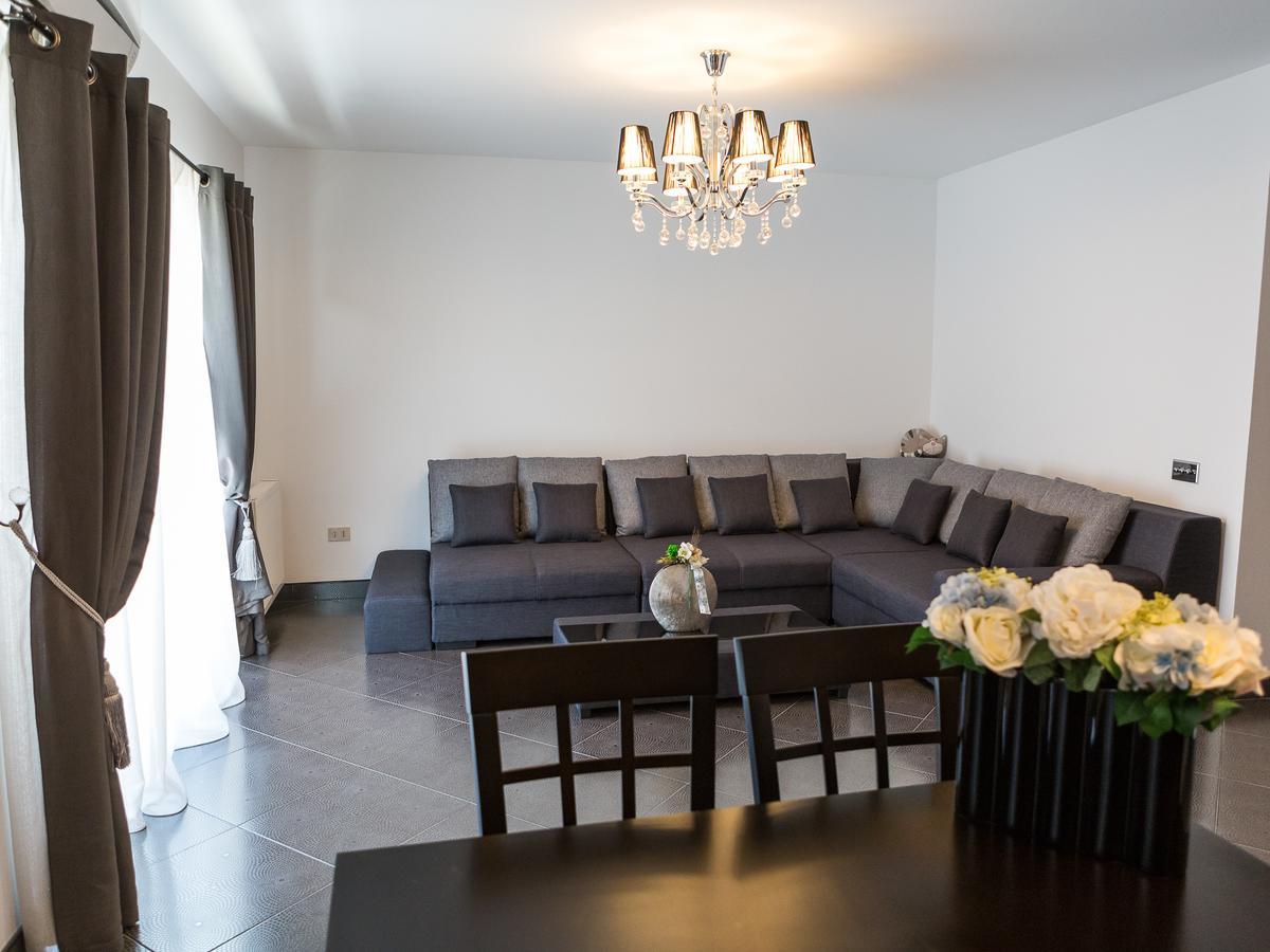 Bragadiru Casa Bella Apartments المظهر الخارجي الصورة